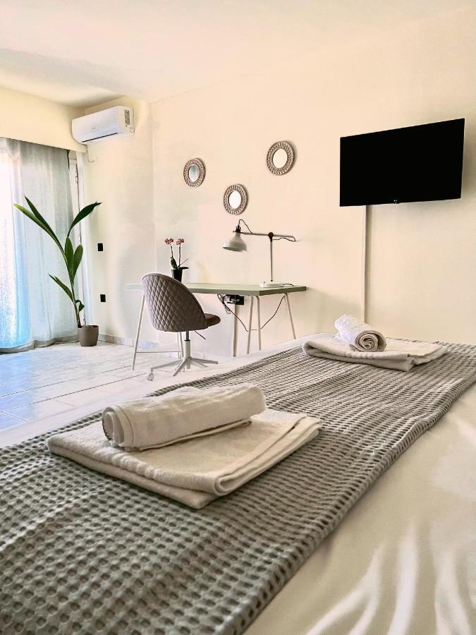 Kalamata Garden Suite Exterior foto